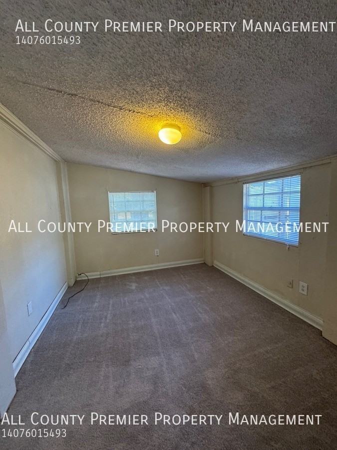 1337 41st St #2 - Photo 3 of 5