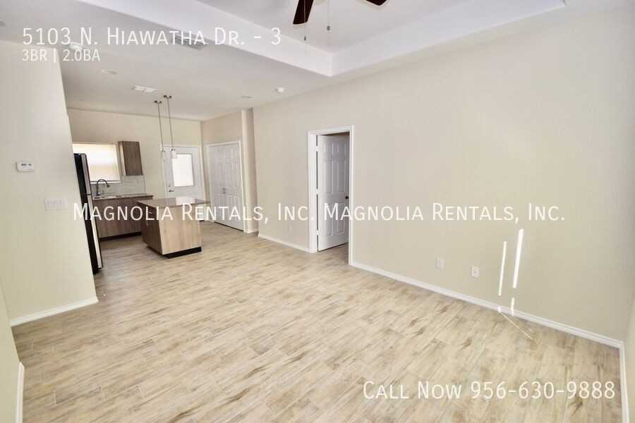 5103 N Hiawatha Dr #3 - Photo 3 of 28