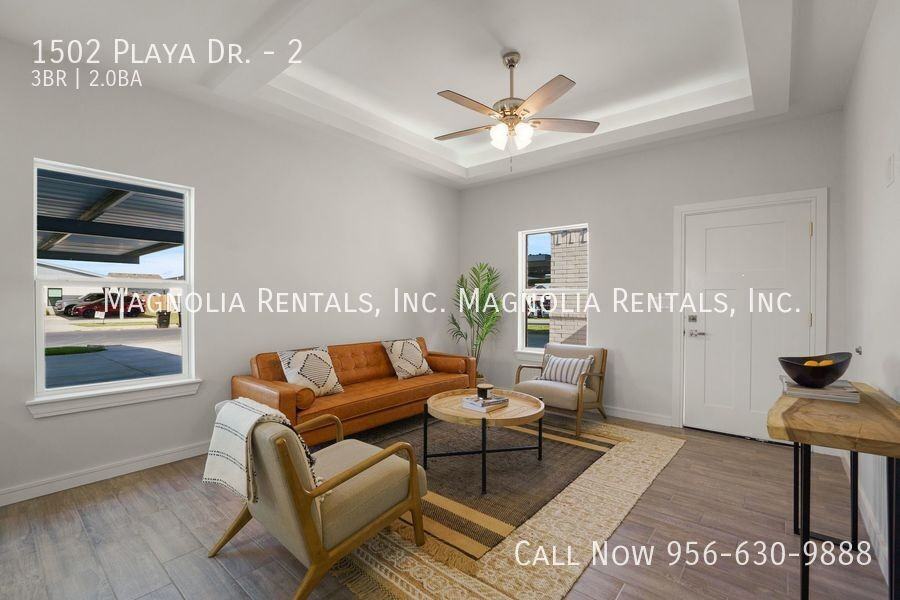 1502 Playa Dr #2 - Photo 3 of 19