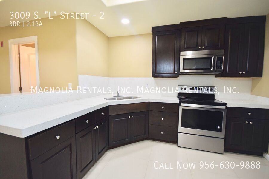 3009 S L St #2 - Photo 6 of 12