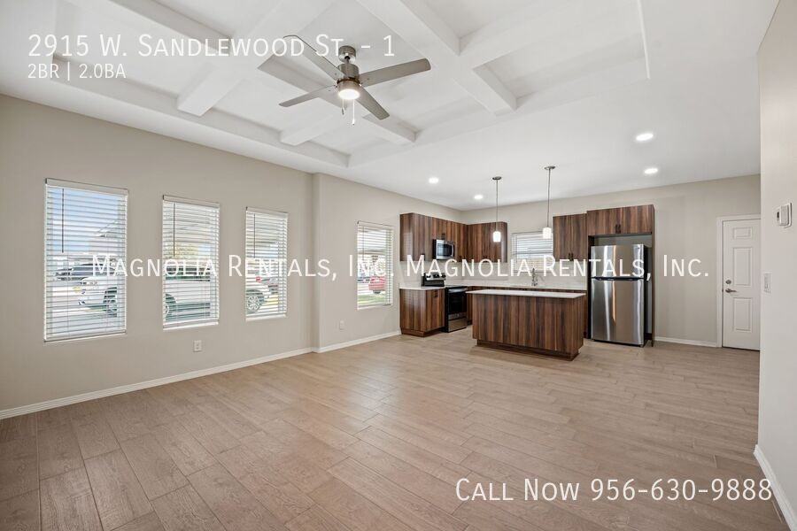 2915 W Sandlewood St #1 - Photo 3 of 17