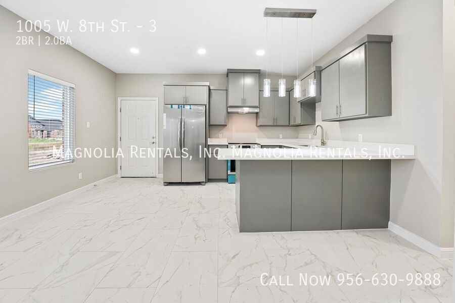 1005 W 8th St #3 - Photo 5 of 19