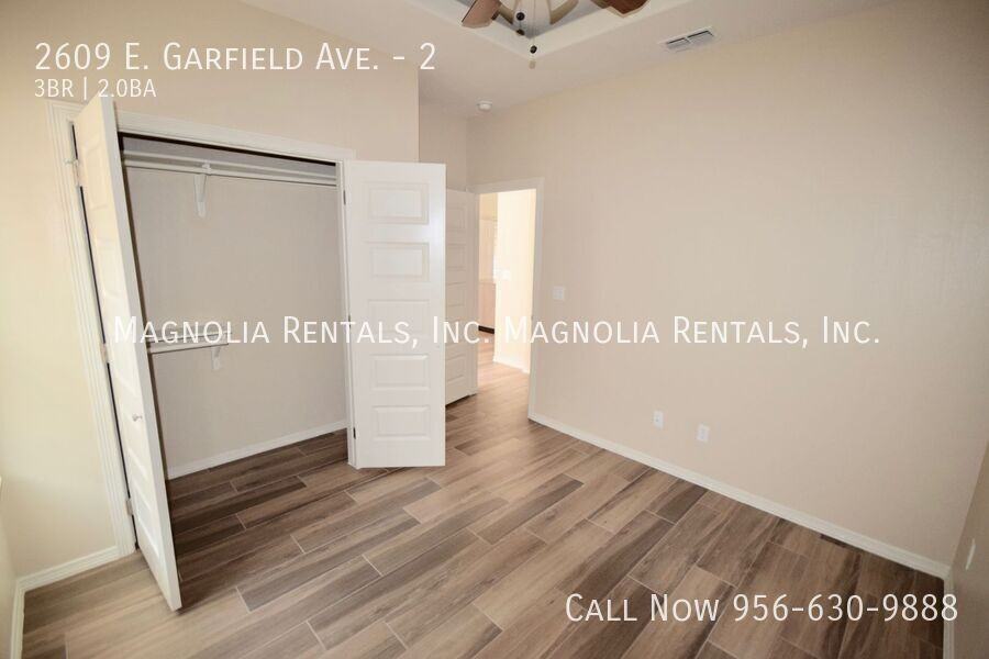 2609 E Garfield Ave #2 - Photo 4 of 10