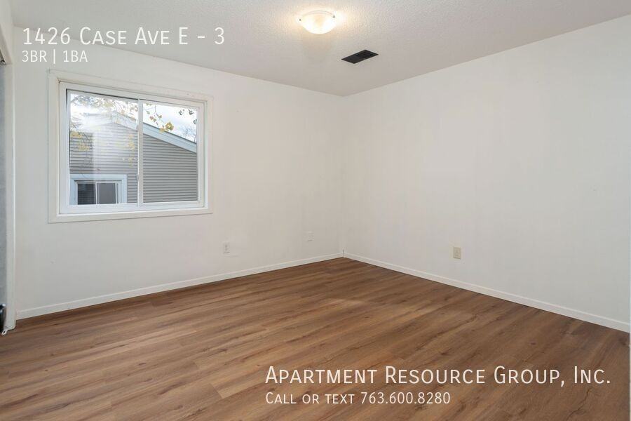 1426 Case Ave E #3 - Photo 7 of 18