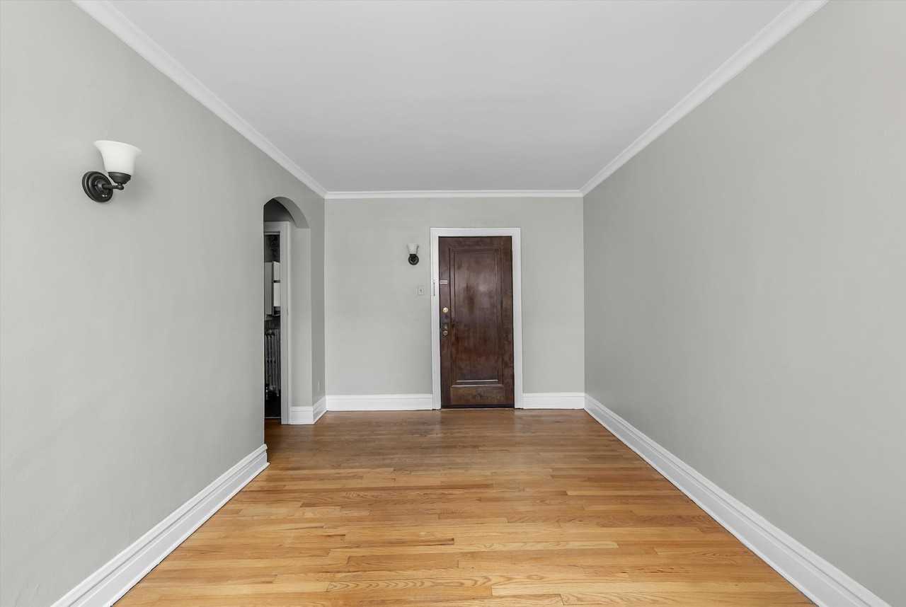 6815 21st St #1003 - Photo 4 of 27