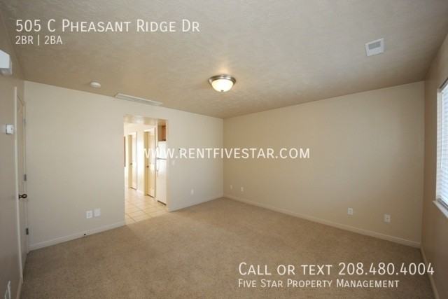 505 Pheasant Ridge Dr Apt C - Photo 4 of 14