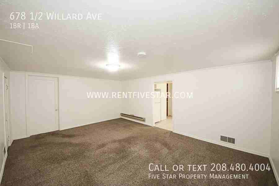 678 1/2 Willard Ave - Photo 3 of 10