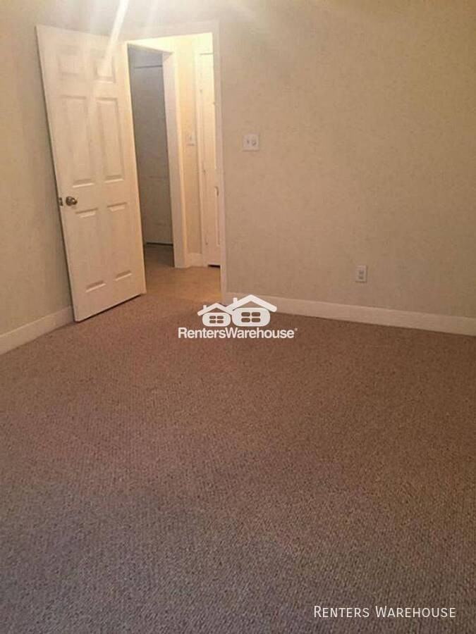 4100 Blossom St - Photo 4 of 15