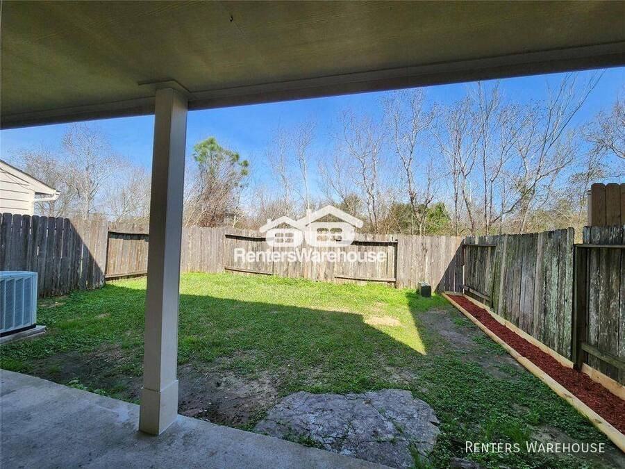 11111 Valley Kings Dr - Photo 4 of 20