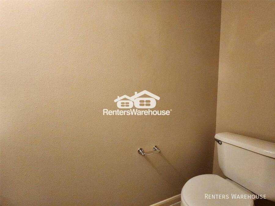 11111 Valley Kings Dr - Photo 7 of 20