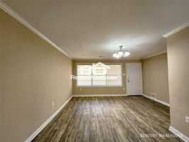 featured image of 1013 14th Ave N