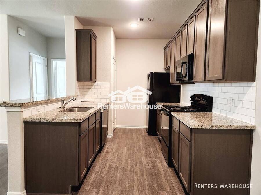 26471 Joy Village Dr - Photo 5 of 16