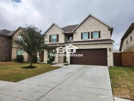 featured image of 10714 Cliffs View Dr