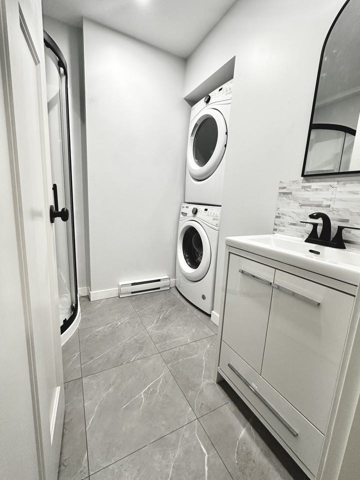 4444 202A Street - Photo 6 of 12