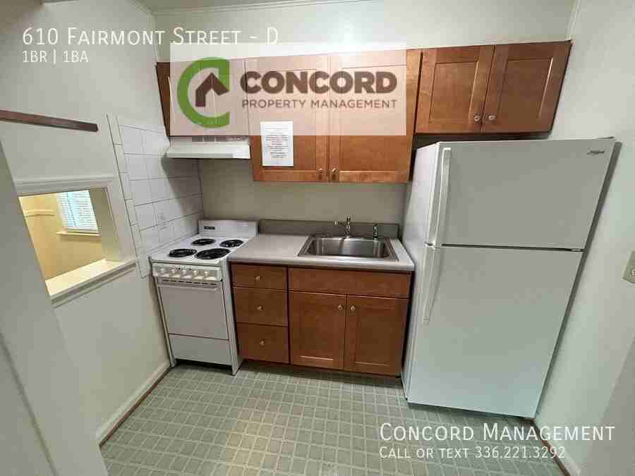 610 Fairmont St #D - Photo 5 of 11