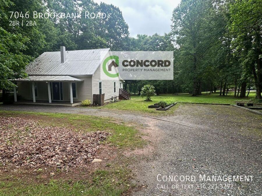7046 Brookbank Rd - Photo 4 of 22