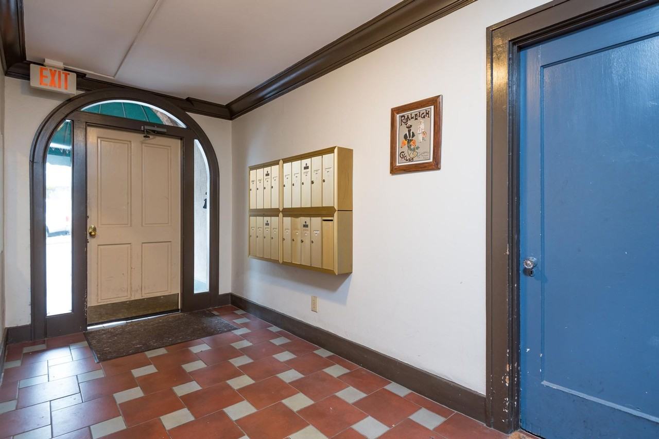 Raleigh 17 - Photo 3 of 7