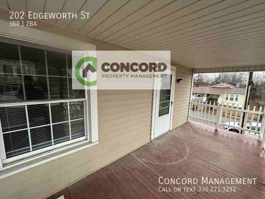 202 Edgeworth St - Photo 2 of 17