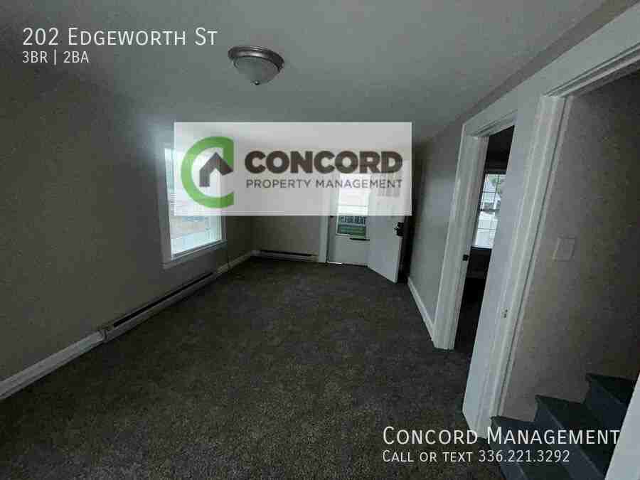 202 Edgeworth St - Photo 4 of 17