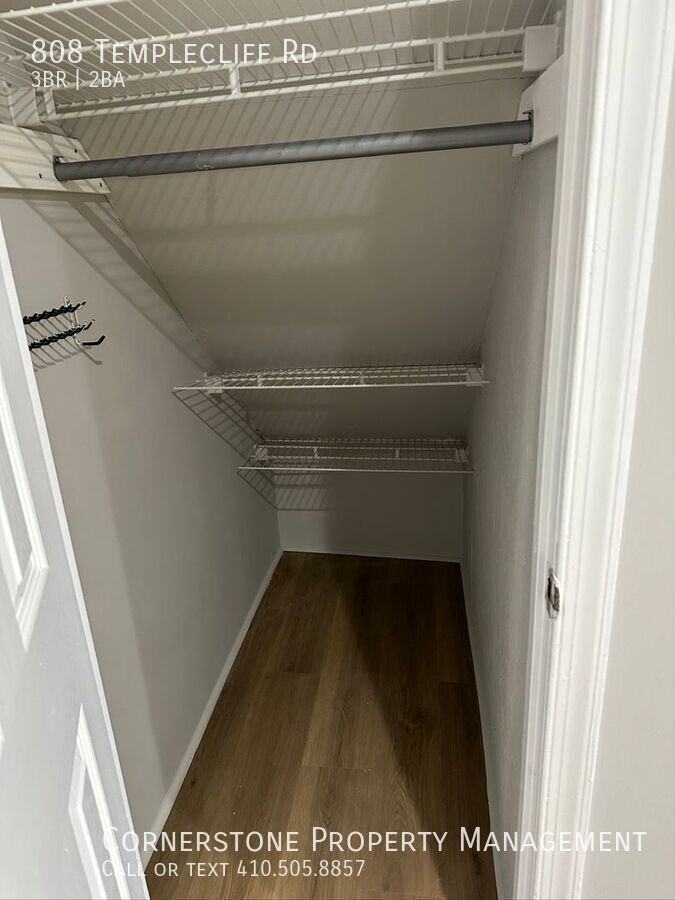 808 Templecliff Rd - Photo 5 of 32