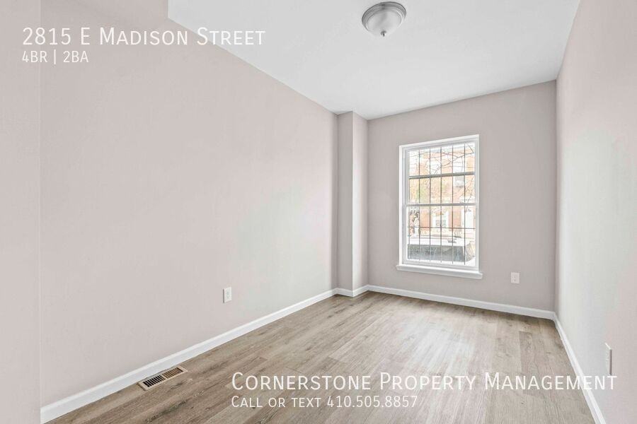 2815 E Madison St - Photo 5 of 25