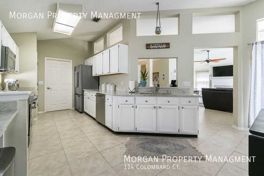 114 Colombard Ct - Photo 3 of 27