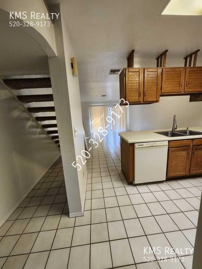 56 N Camino Imagen - Photo 3 of 33
