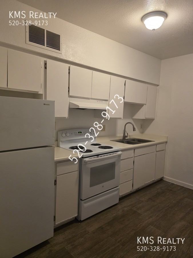 631 W Kelso St - Photo 3 of 15