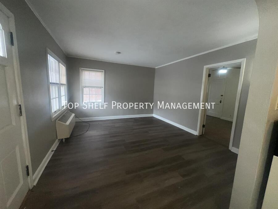 2303 E 9th St #2 - Photo 2 of 6