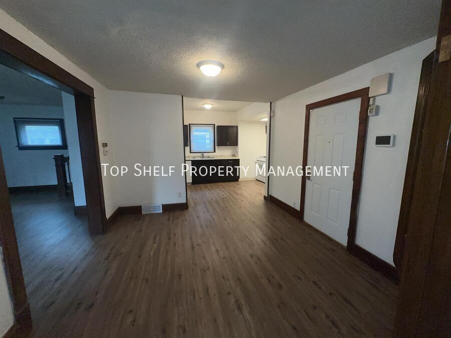 621 Oak Park Ave - Photo 5 of 14