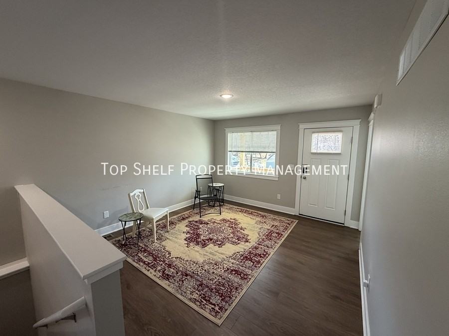 501 Kirkwood Ave - Photo 2 of 17