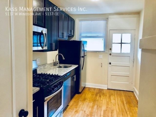 5137 W Windsor Ave #5137-1E - Photo 4 of 9