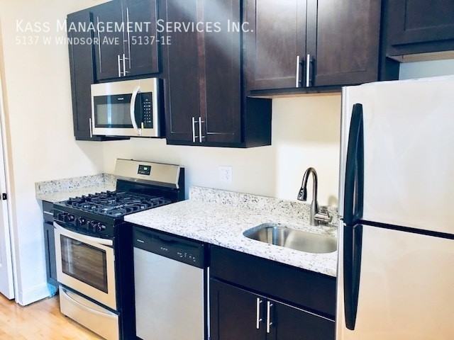 5137 W Windsor Ave #5137-1E - Photo 5 of 9