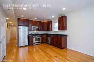 2852 W Rosemont Ave - Photo 1 of 1