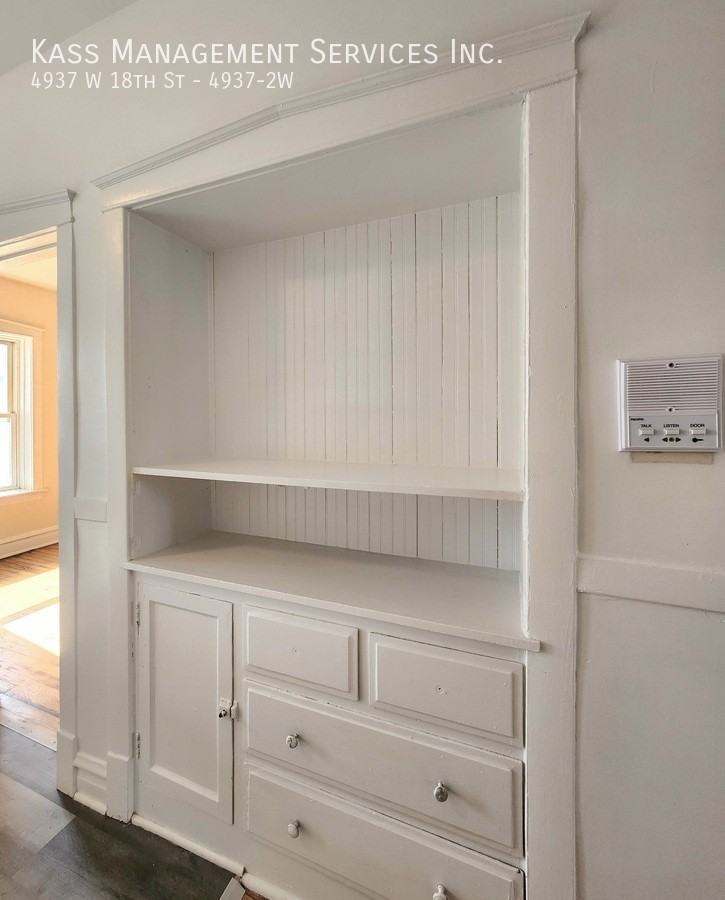 4937 W 18th St #4937-2W - Photo 4 of 11