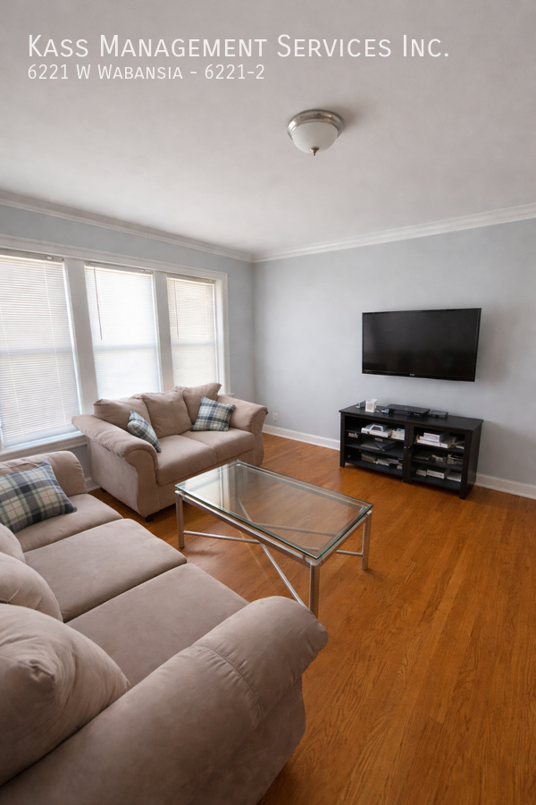 6221 W Wabansia Ave #6221-2 - Photo 2 of 7