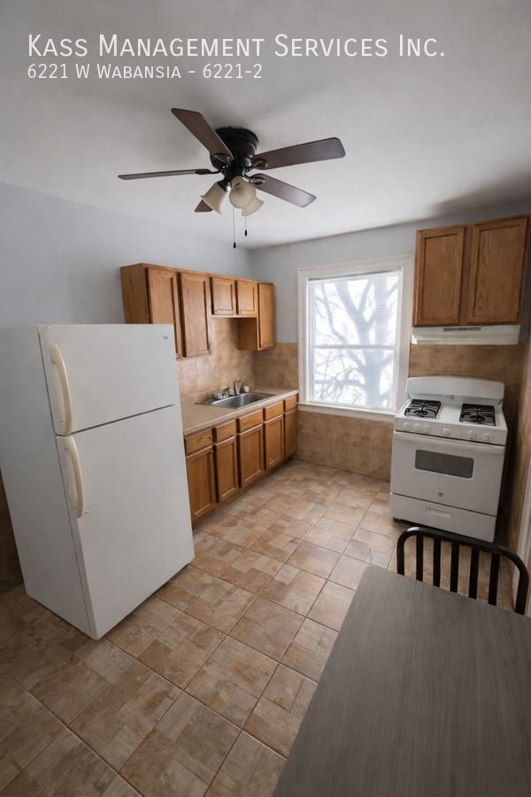 6221 W Wabansia Ave #6221-2 - Photo 3 of 7