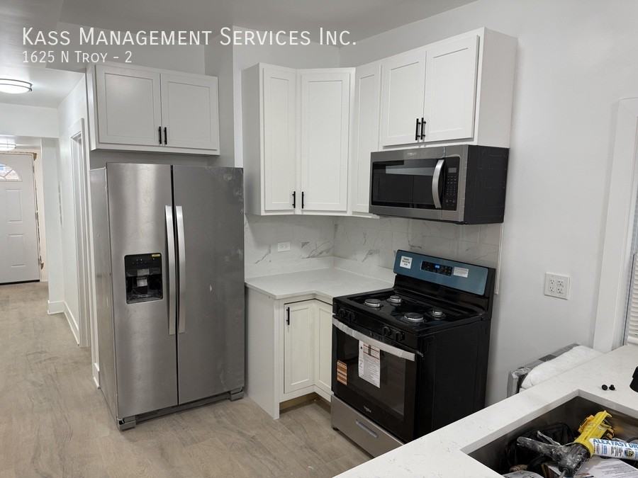 1625 N Troy St #2 - Photo 2 of 13