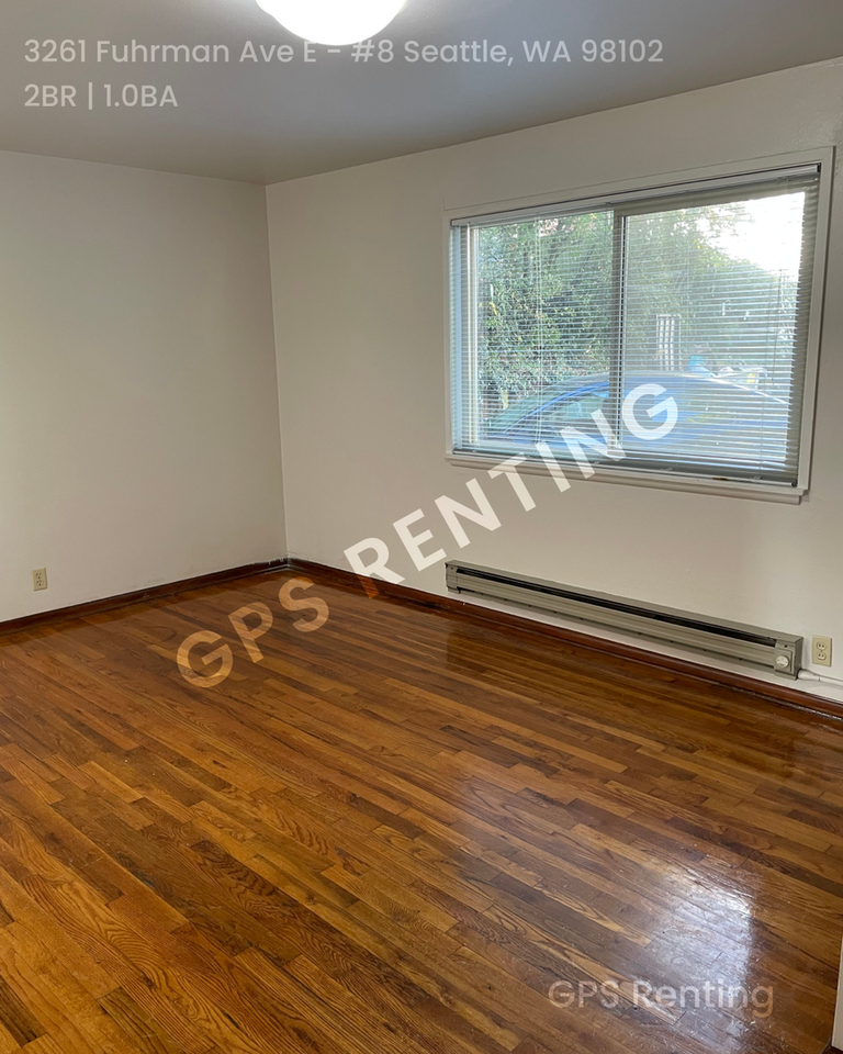 3261 Fuhrman Ave E #8 - Photo 6 of 11