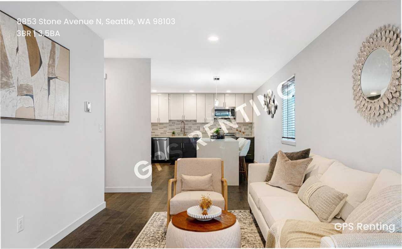 8853 Stone Ave N - Photo 3 of 23