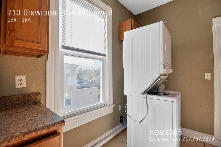 710 Dinwiddie St #B - Photo 4 of 23