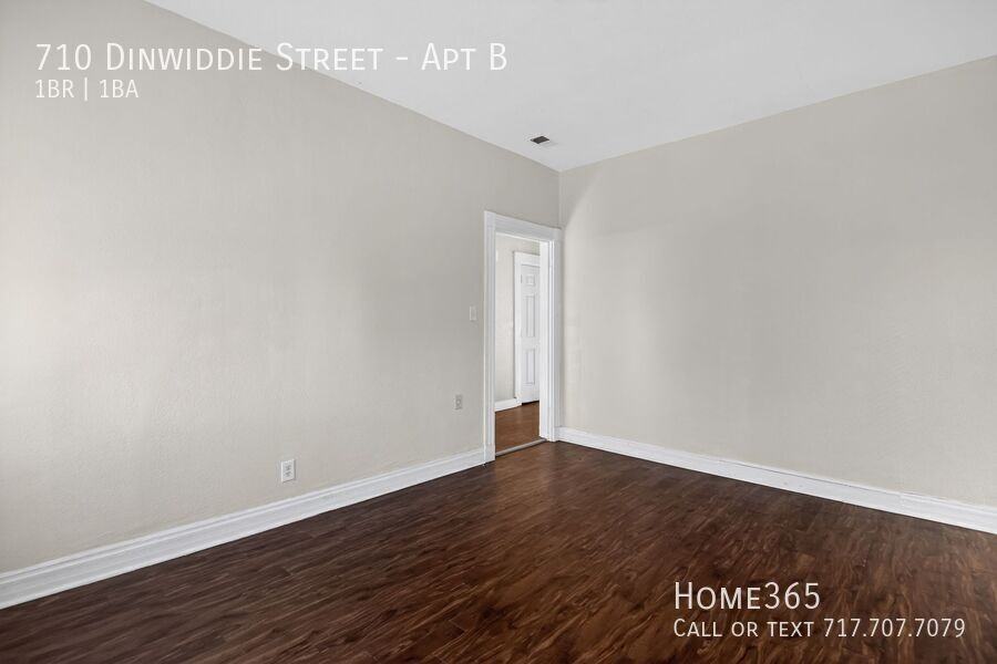 710 Dinwiddie St #B - Photo 6 of 23