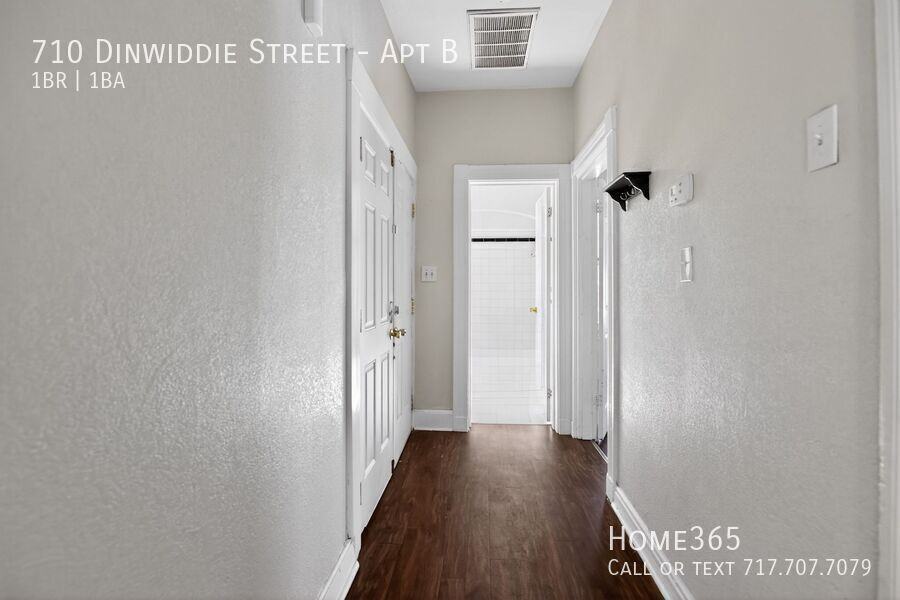 710 Dinwiddie St #B - Photo 7 of 23