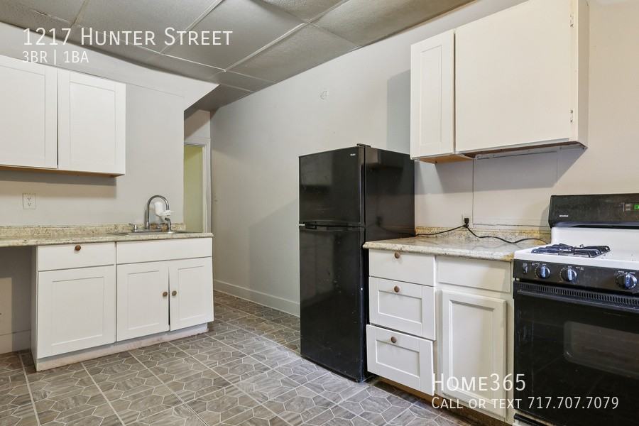 1217 Hunter St - Photo 6 of 16