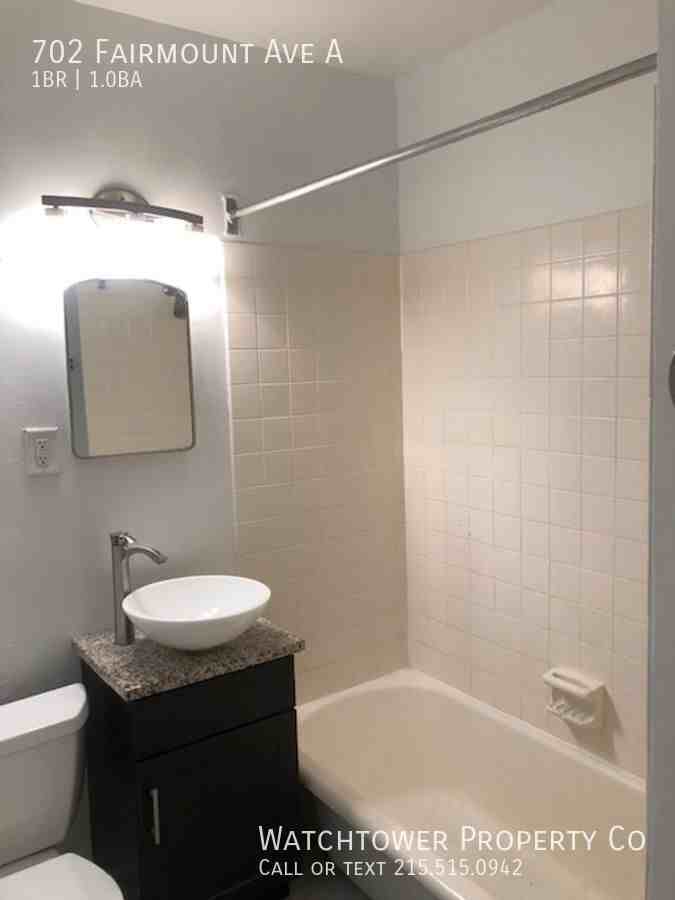 702 Fairmount Ave #A - Photo 6 of 18