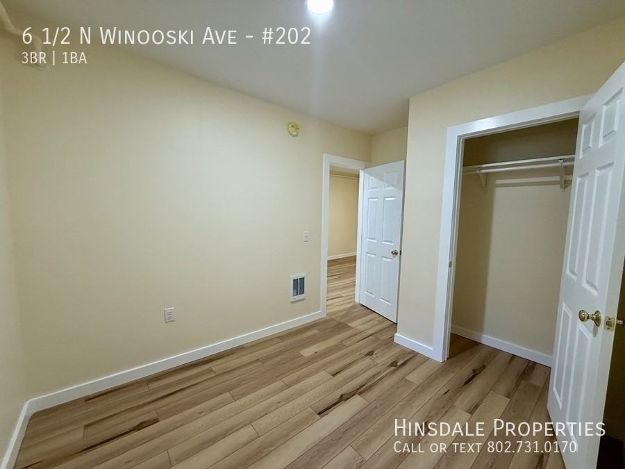 6 1/2 N Winooski Ave #202 - Photo 7 of 13