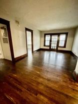 920 E 41st St Apt 2e #2E - Photo 1 of 1