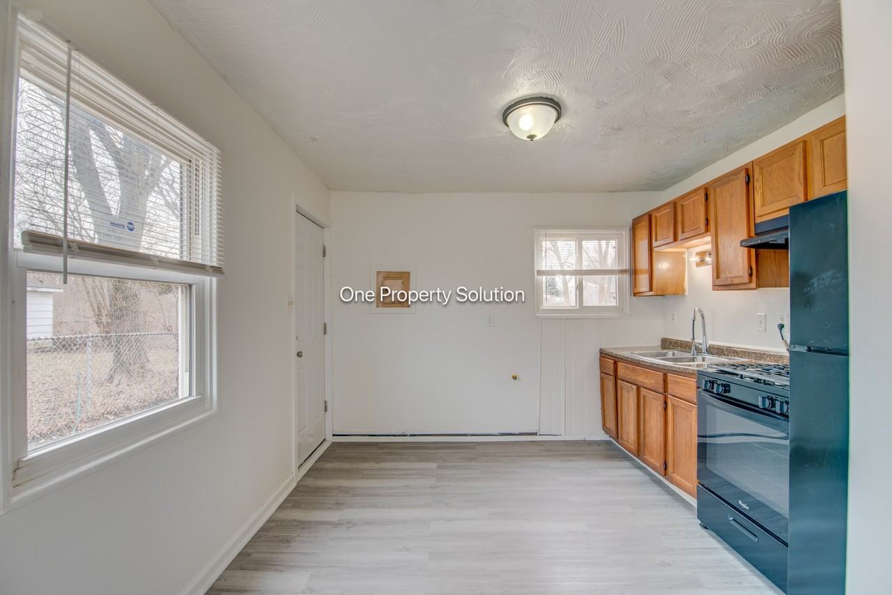 4311 W 20th Pl #1 - Photo 4 of 17