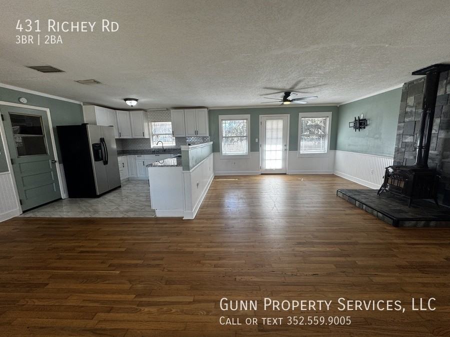 431 Richey Rd - Photo 2 of 17
