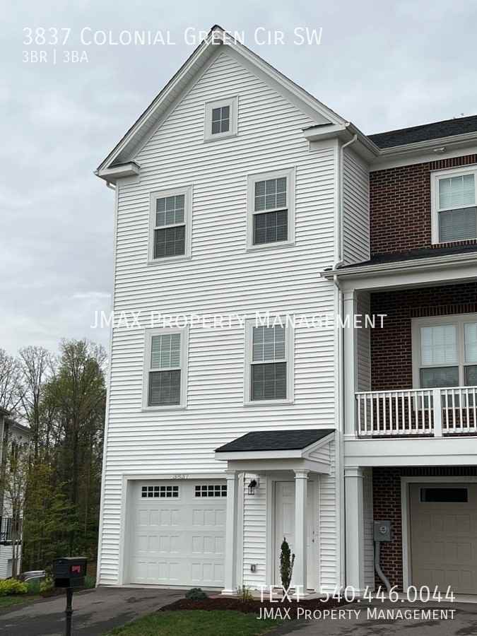 3837 Colonial Green Cir Sw - Photo 2 of 15